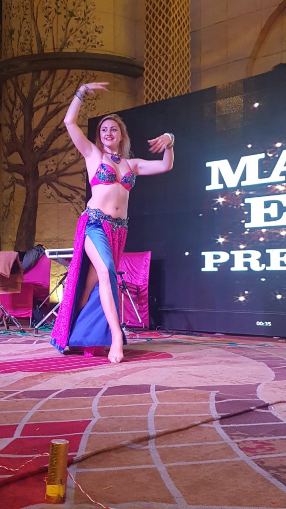 belly dancer2 576x1024