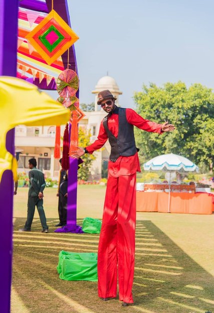 stilt walker2